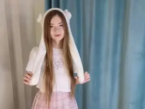 Play the full movie called Angelcryforme Cam porn model from chaturbate