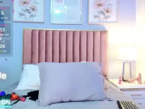 Play HD clip of Elektrablue_1 Cam porn model from chaturbate