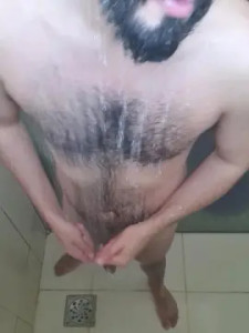 Play the uncensored clip of ExhibDailyFa, 32 years old, male