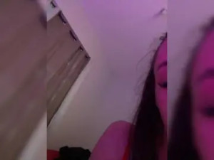 Play the uncensored video of Yasminechienne Cam porn model from bongacams