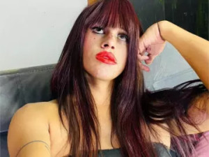 Stream the uncut clip of YelenaJackson, 31 years old, brunette hair trans