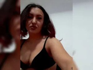 Play the uncensored clip called Jasminexx1 Cam porn model from bongacams