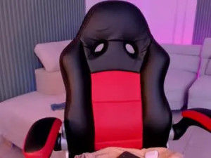 Stream uncut scene titled Nicole_ravachi Cam porn model from chaturbate