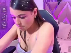 Enjoy watching this uncut video of Asley_tay Cam porn model from chaturbate