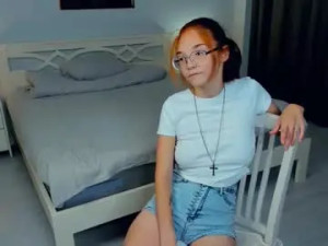 Play this full movie of Amberlyconda Cam porn model from chaturbate