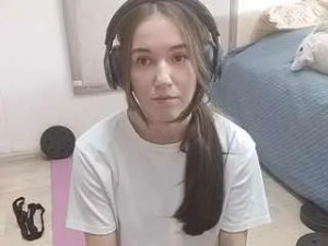 View this HD clip called Ivydavis Cam porn model from camsoda