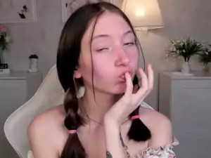Enjoy watching this HD scene of Havefunwithmee_ Cam porn model from chaturbate