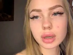 Play full clip named Camilanguyen Cam porn model from camsoda