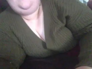 Enjoy watching the complete video of Juicy_Jordan Cam porn model from cam4