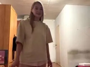 View this uncensored clip named Sofiaclarkrecollection Cam porn model from camsoda
