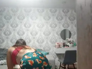 Watch this complete scene named Raymondelucash Cam porn model from chaturbate