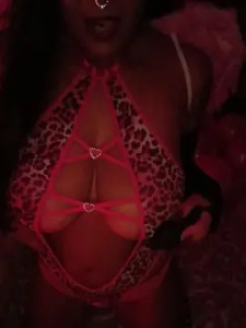 View the complete video named Adelaide986 Cam porn model from cam4