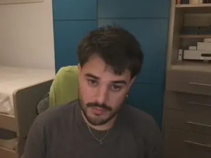 Play this complete scene named Madmaik, 32 years old, male