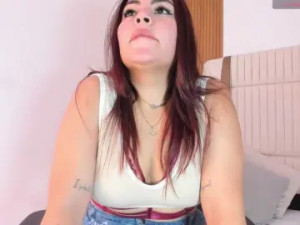 Enjoy watching the HD video titled Emma-mml Cam porn model from bongacams