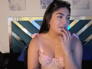 Enjoy watching this HD movie of Violettabloom1_ Cam porn model from chaturbate