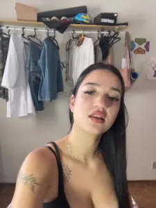 Enjoy watching this uncensored movie of Pvdgiulia Cam porn model from cam4