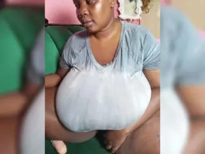 Stream the full video called Chubphem Cam porn model from bongacams