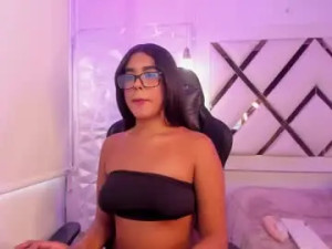 Play this uncut movie called Darla_santos_ Cam porn model from chaturbate