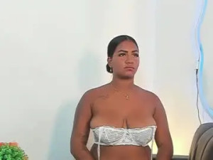 Stream the HD video titled Sweet_rosee01 Cam porn model from chaturbate