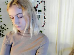 Enjoy watching full scene called MerleLagatta Cam porn model from cam4