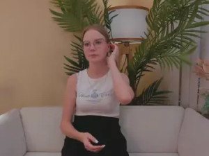 View the hardcore video of JennellRuttan Cam porn model from cam4