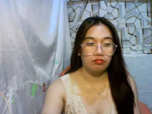 Play the uncensored scene called Xixie Cam porn model from bongacams