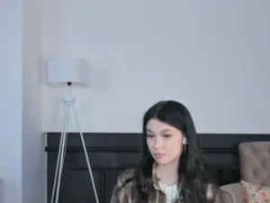 Play the full movie called DonnettaGodbe Cam porn model from cam4