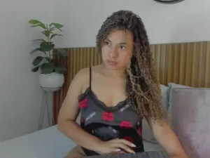 Enjoy watching the uncensored movie named Angie_leonn Cam porn model from cam4