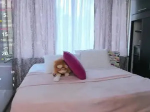 Watch the complete scene of Gabriela_cortes_ Cam porn model from chaturbate
