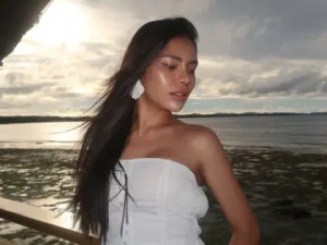 View the complete clip titled DixieEnchan, 26 years old, brown hair trans