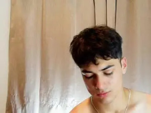 Play HD scene titled jimmy_classic, 22 years old, male