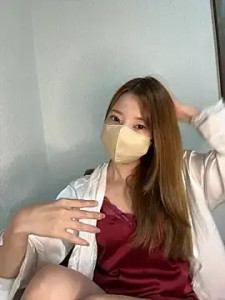Play the uncensored video of Yuuhichan Cam porn model from stripchat