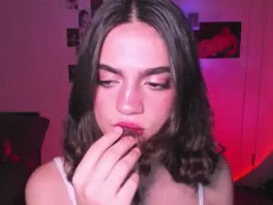 Watch this uncensored clip called Nightfloatt Cam porn model from chaturbate