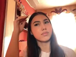 Play the hardcore scene called Elfredamorr Cam porn model from chaturbate