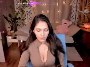View uncut video titled Cutty_little_mia Cam porn model from chaturbate