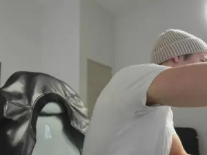 Stream the uncensored video of Mark_Karson1, 19 years old, male