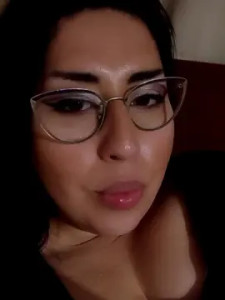 Play this hardcore scene of gatitalehot1, 35 years old, trans