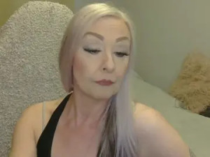 Stream uncensored scene titled MiaMystique Cam porn model from cam4