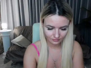 Watch this full scene called LexiLure Cam porn model from bongacams
