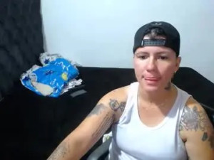 Stream complete scene of Axell_tomboy Cam porn model from chaturbate