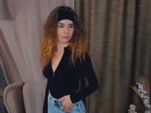 View the hardcore scene named LueOrbin Cam porn model from cam4