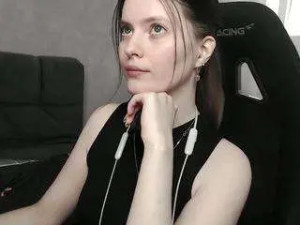 Enjoy watching this HD clip of Cutemushroom33 Cam porn model from camsoda