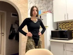 Watch the HD movie named Elinhelser Cam porn model from chaturbate