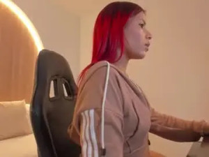 Watch this uncensored video named Tamy_desire Cam porn model from chaturbate