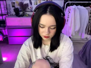 Watch complete video of GiaZacharewicz Cam porn model from bongacams