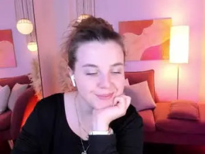 Stream the complete scene titled Theatouch_ Cam porn model from chaturbate