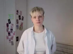 Enjoy watching the full clip titled Mimipuff Cam porn model from chaturbate