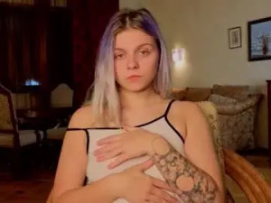 Enjoy watching complete clip of Tyraweldy Cam porn model from chaturbate