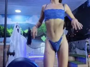 Play this uncut movie titled zakura-hot-18, trans