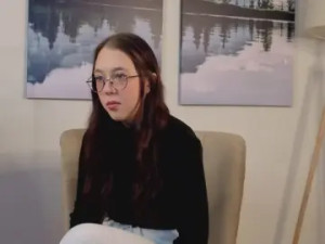 Play HD clip named KatelinMadray Cam porn model from cam4